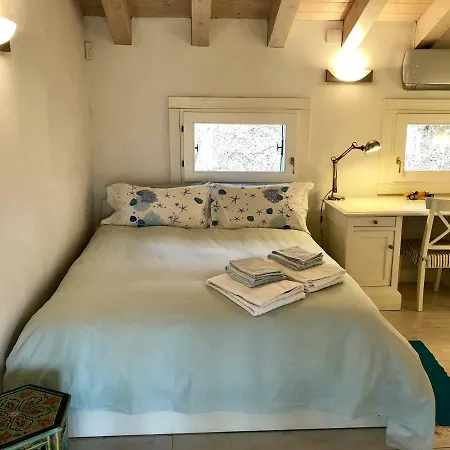 Semesterbostad Maison La Luna E Il Leone *
